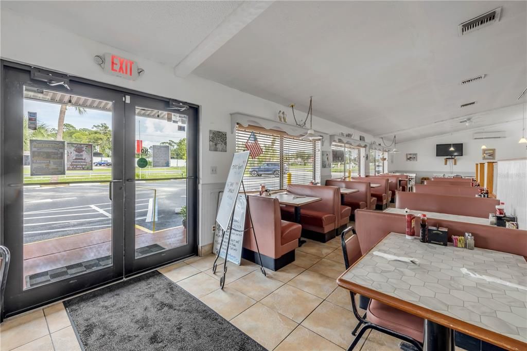 На продажу: $799,000 (0 спален, 0 ванн, 2400 Квадратных фут)