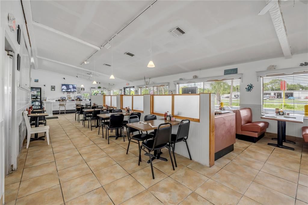 На продажу: $799,000 (0 спален, 0 ванн, 2400 Квадратных фут)