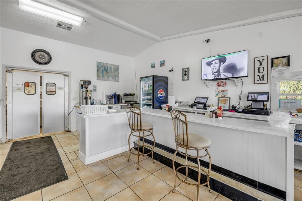 На продажу: $799,000 (0 спален, 0 ванн, 2400 Квадратных фут)