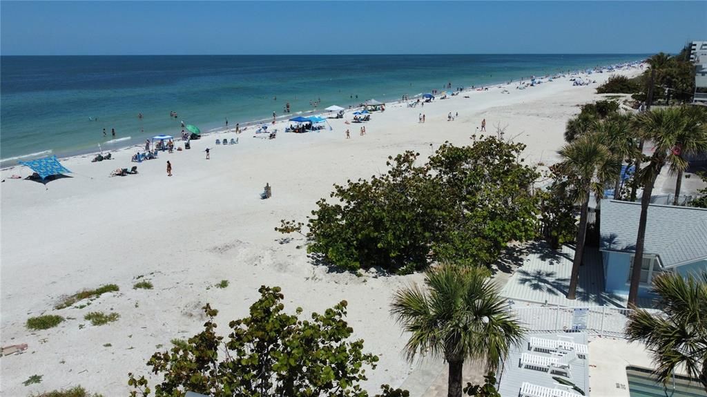 待售: $975,000 (2 贝兹, 2 浴室, 640 平方英尺)