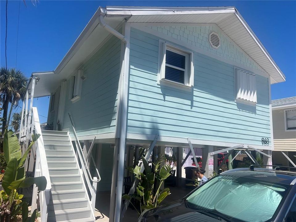 待售: $975,000 (2 贝兹, 2 浴室, 640 平方英尺)