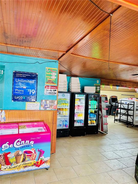 待售: $450,000 (0 贝兹, 0 浴室, 1623 平方英尺)