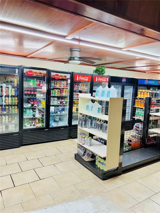 待售: $450,000 (0 贝兹, 0 浴室, 1623 平方英尺)