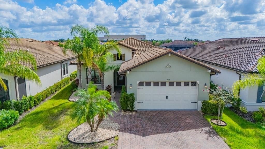 For Sale: $1,185,000 (3 beds, 2 baths, 2230 Square Feet)