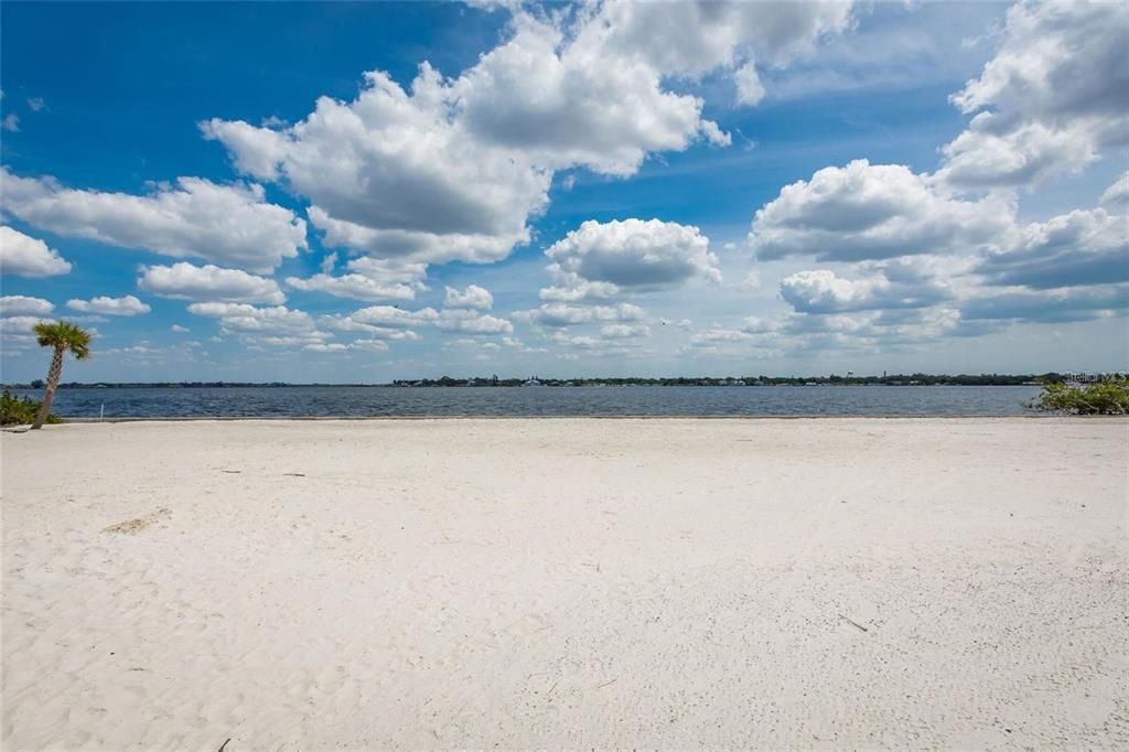 For Sale: $1,185,000 (3 beds, 2 baths, 2230 Square Feet)