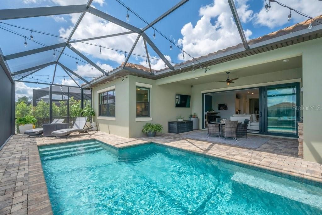 For Sale: $1,185,000 (3 beds, 2 baths, 2230 Square Feet)