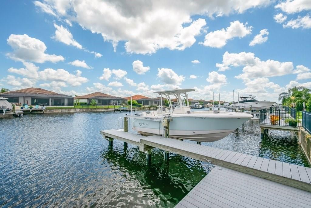 For Sale: $1,185,000 (3 beds, 2 baths, 2230 Square Feet)