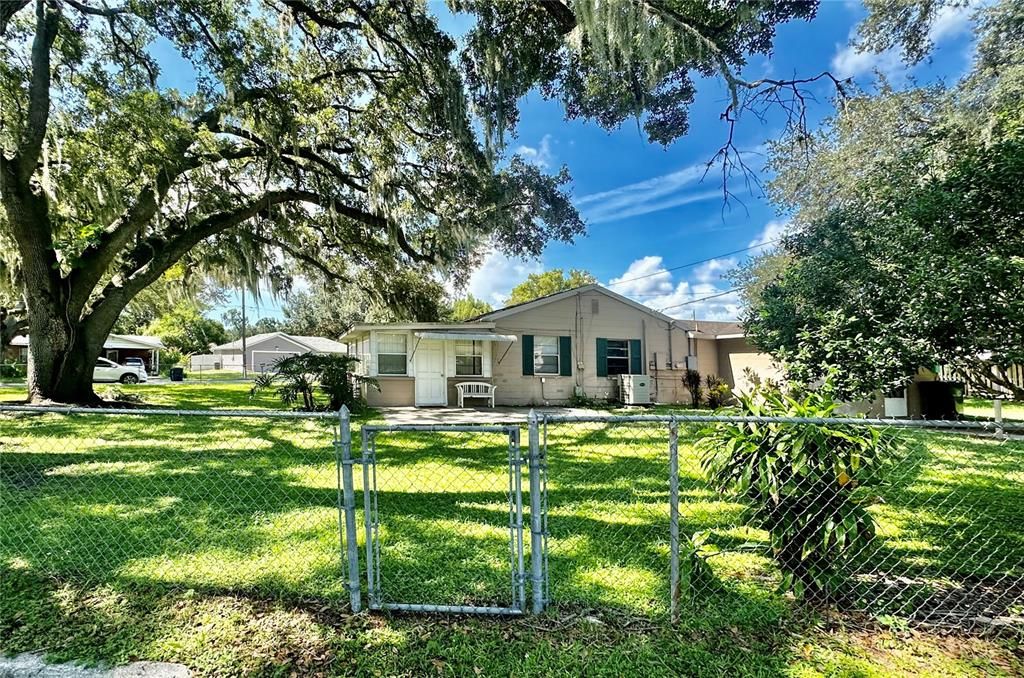 Vendido Recientemente: $159,900 (3 camas, 1 baños, 731 Pies cuadrados)