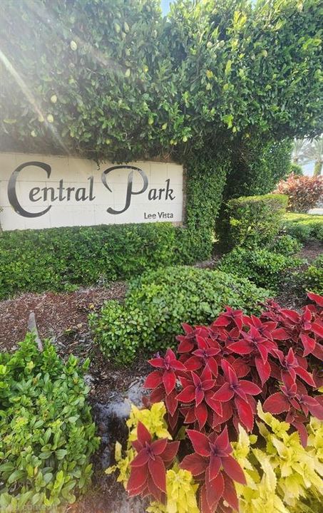 For Sale: $212,500 (2 beds, 2 baths, 1060 Square Feet)