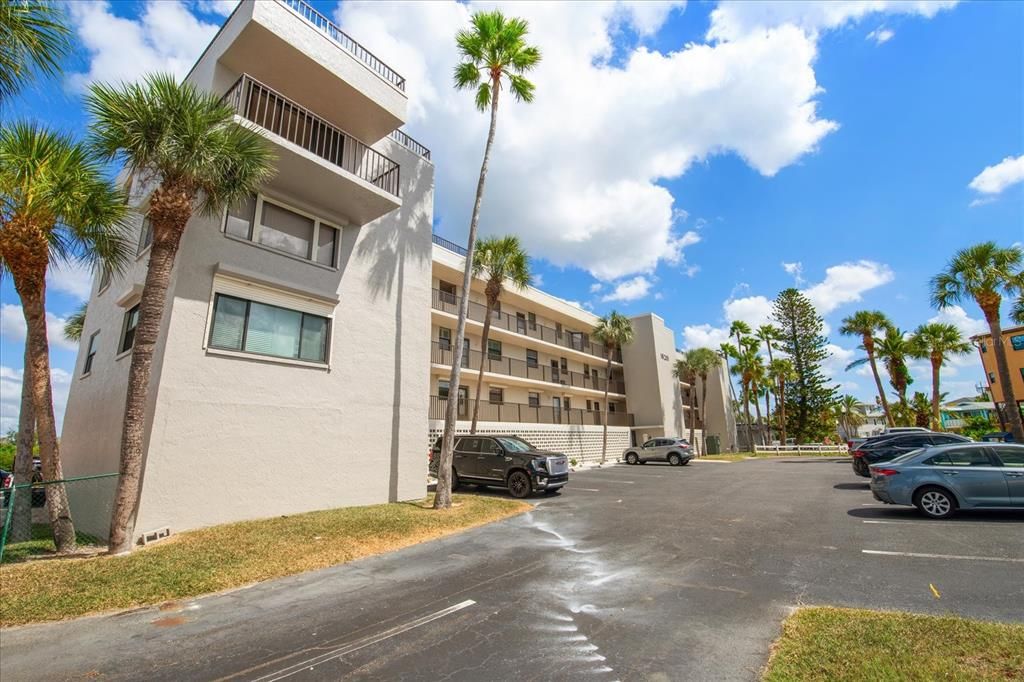 В аренду: $4,500 (4 спален, 3 ванн, 2946 Квадратных фут)