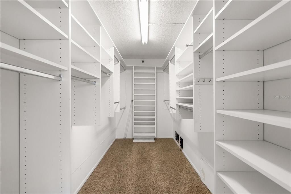 В аренду: $4,500 (4 спален, 3 ванн, 2946 Квадратных фут)