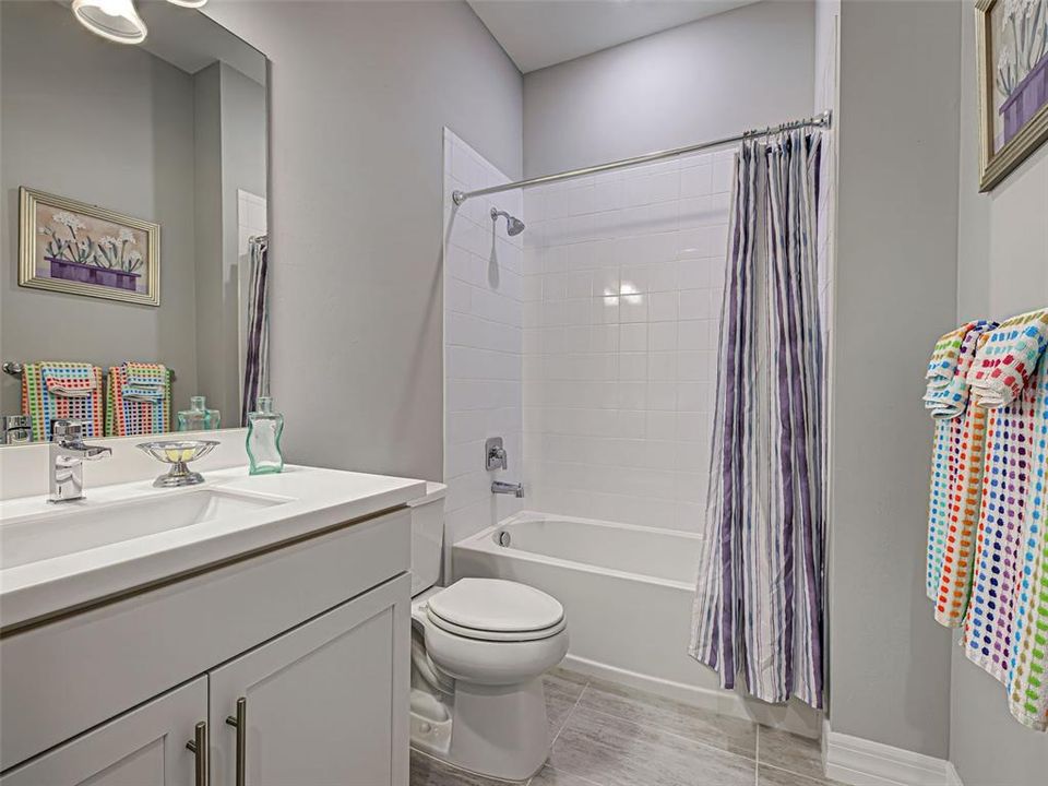 For Sale: $995,000 (3 beds, 3 baths, 2855 Square Feet)