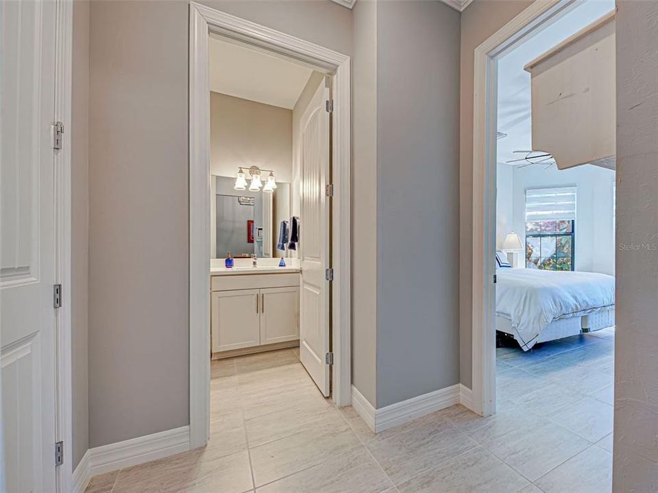 For Sale: $995,000 (3 beds, 3 baths, 2855 Square Feet)