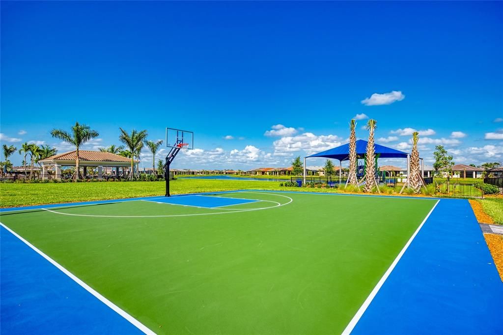 For Sale: $995,000 (3 beds, 3 baths, 2855 Square Feet)