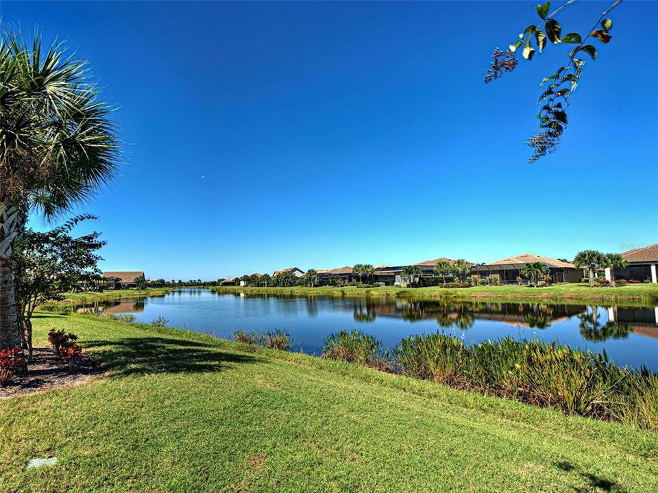 For Sale: $995,000 (3 beds, 3 baths, 2855 Square Feet)