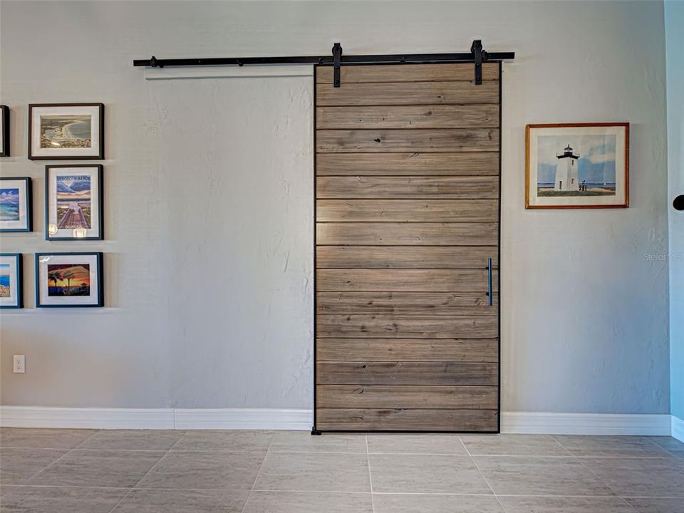 For Sale: $995,000 (3 beds, 3 baths, 2855 Square Feet)