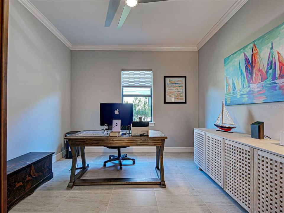 For Sale: $995,000 (3 beds, 3 baths, 2855 Square Feet)