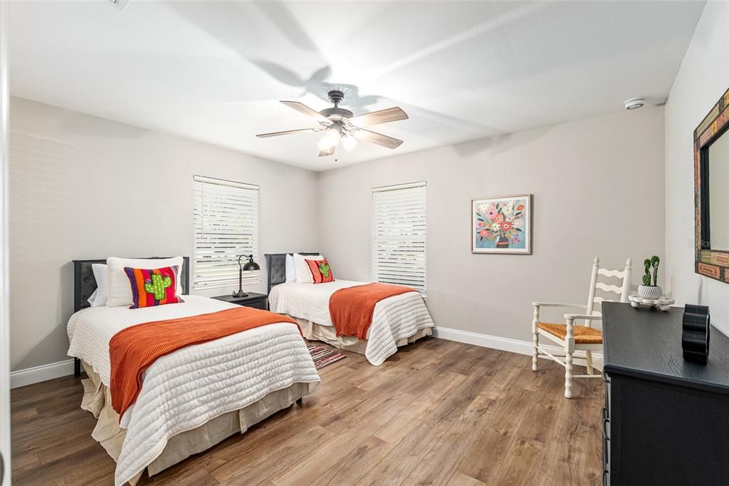 For Rent: $4,800 (3 beds, 3 baths, 2637 Square Feet)