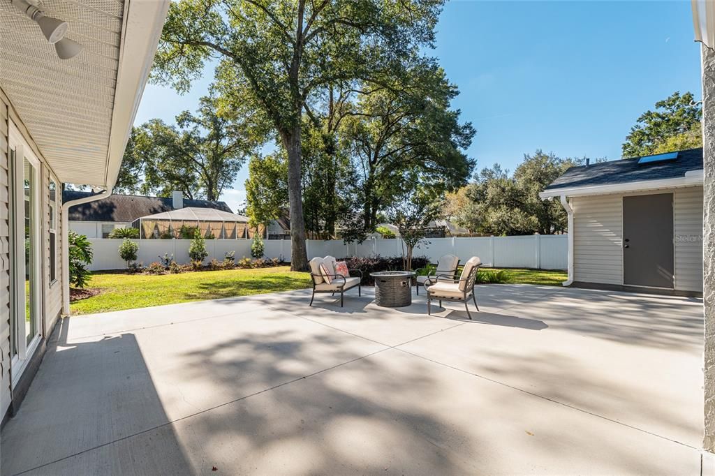 For Rent: $4,800 (3 beds, 3 baths, 2637 Square Feet)