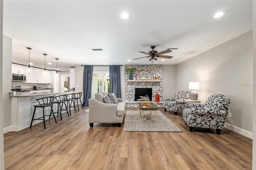 For Rent: $4,800 (3 beds, 3 baths, 2637 Square Feet)