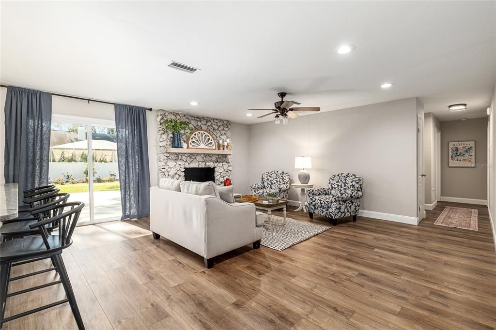 For Rent: $4,800 (3 beds, 3 baths, 2637 Square Feet)