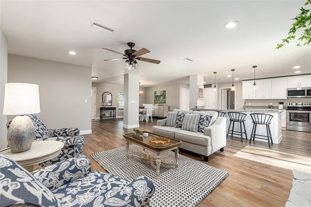 For Rent: $4,800 (3 beds, 3 baths, 2637 Square Feet)