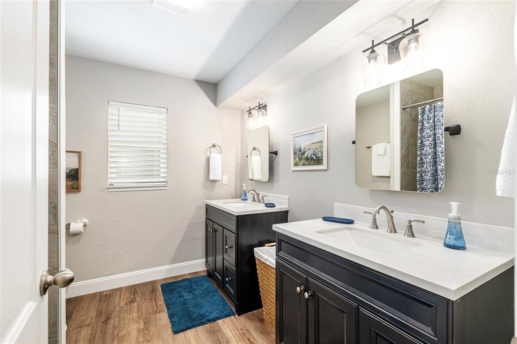 For Rent: $4,800 (3 beds, 3 baths, 2637 Square Feet)