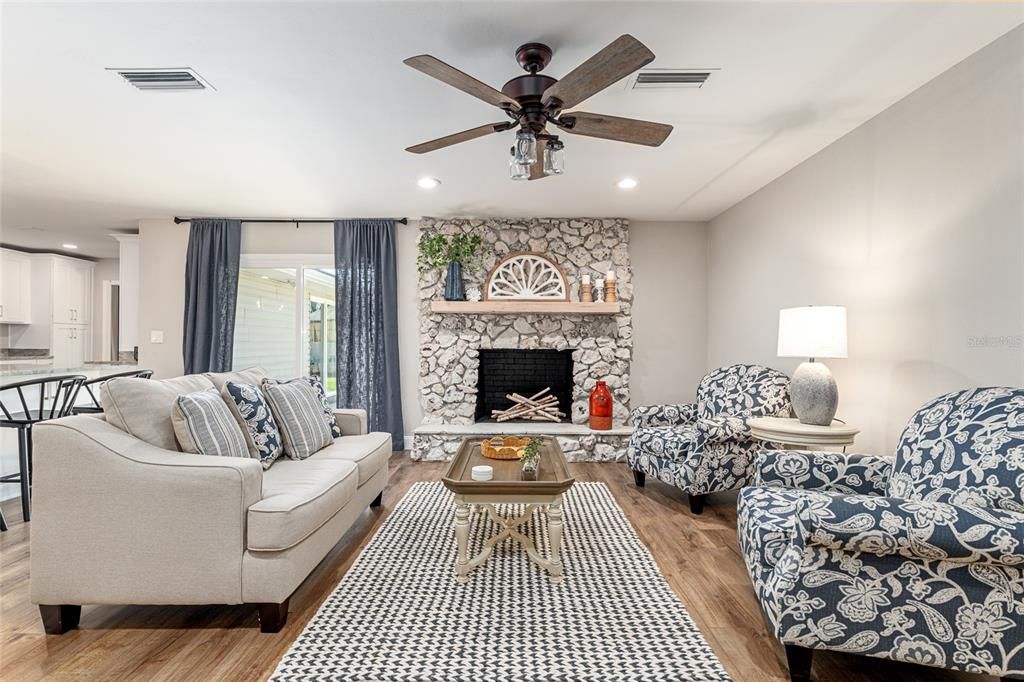 For Rent: $4,800 (3 beds, 3 baths, 2637 Square Feet)