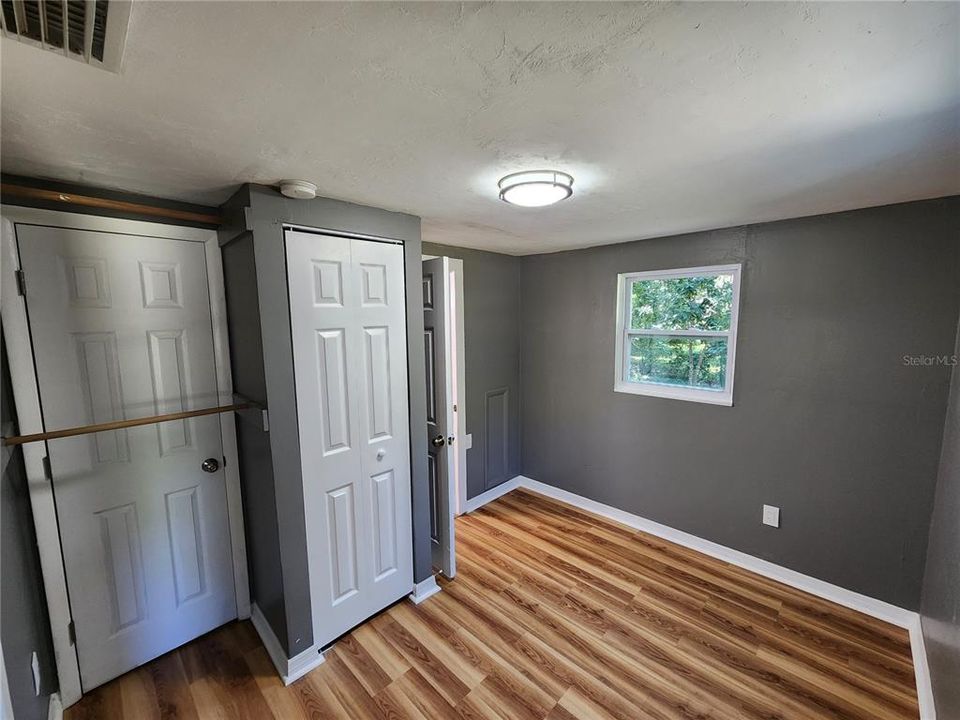 В аренду: $1,600 (3 спален, 1 ванн, 810 Квадратных фут)