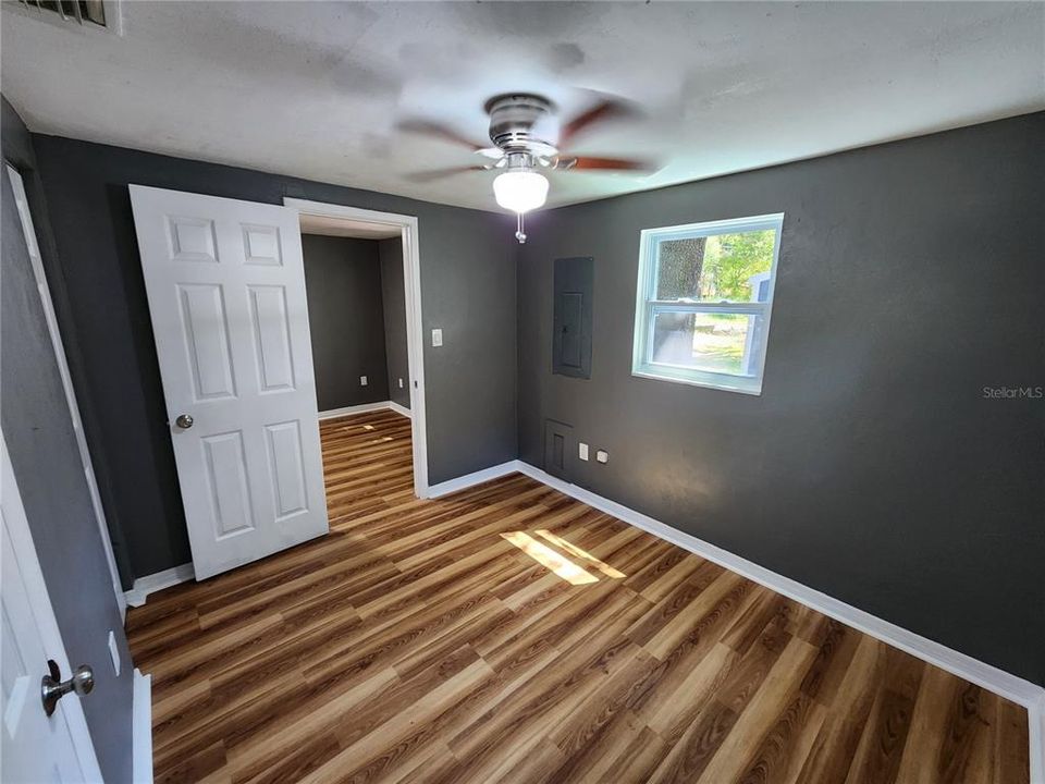 В аренду: $1,600 (3 спален, 1 ванн, 810 Квадратных фут)