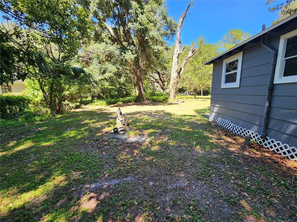 В аренду: $1,600 (3 спален, 1 ванн, 810 Квадратных фут)