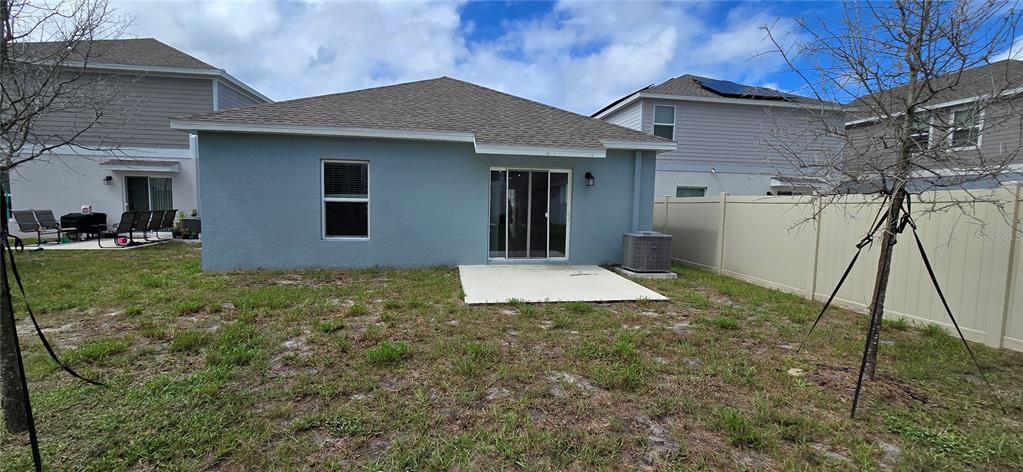 For Rent: $1,950 (3 beds, 2 baths, 1470 Square Feet)