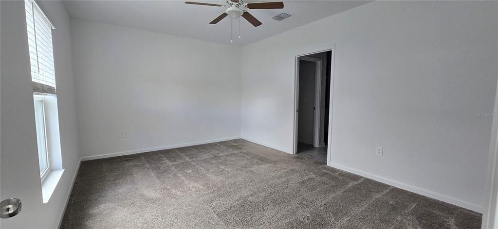 For Rent: $1,950 (3 beds, 2 baths, 1470 Square Feet)