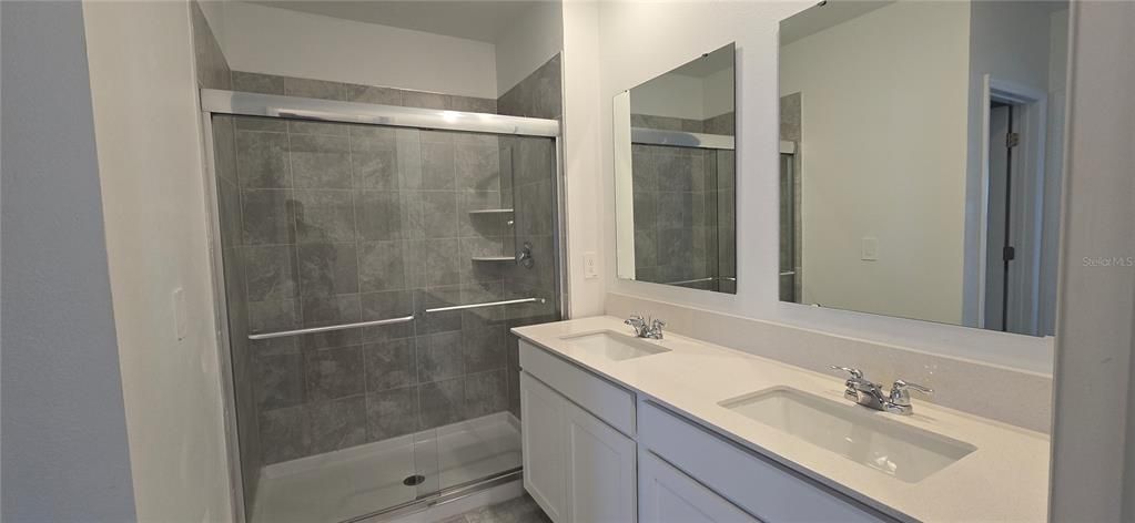 For Rent: $1,950 (3 beds, 2 baths, 1470 Square Feet)