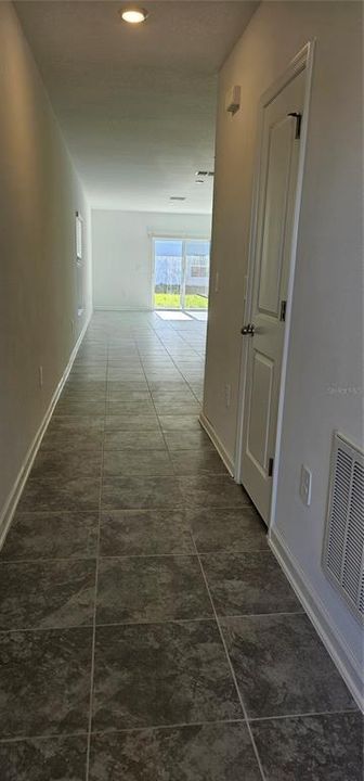 For Rent: $1,950 (3 beds, 2 baths, 1470 Square Feet)