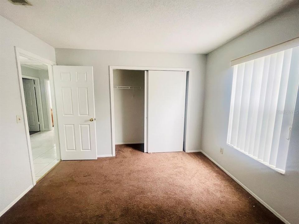 合同活跃: $2,250 (4 贝兹, 2 浴室, 1906 平方英尺)