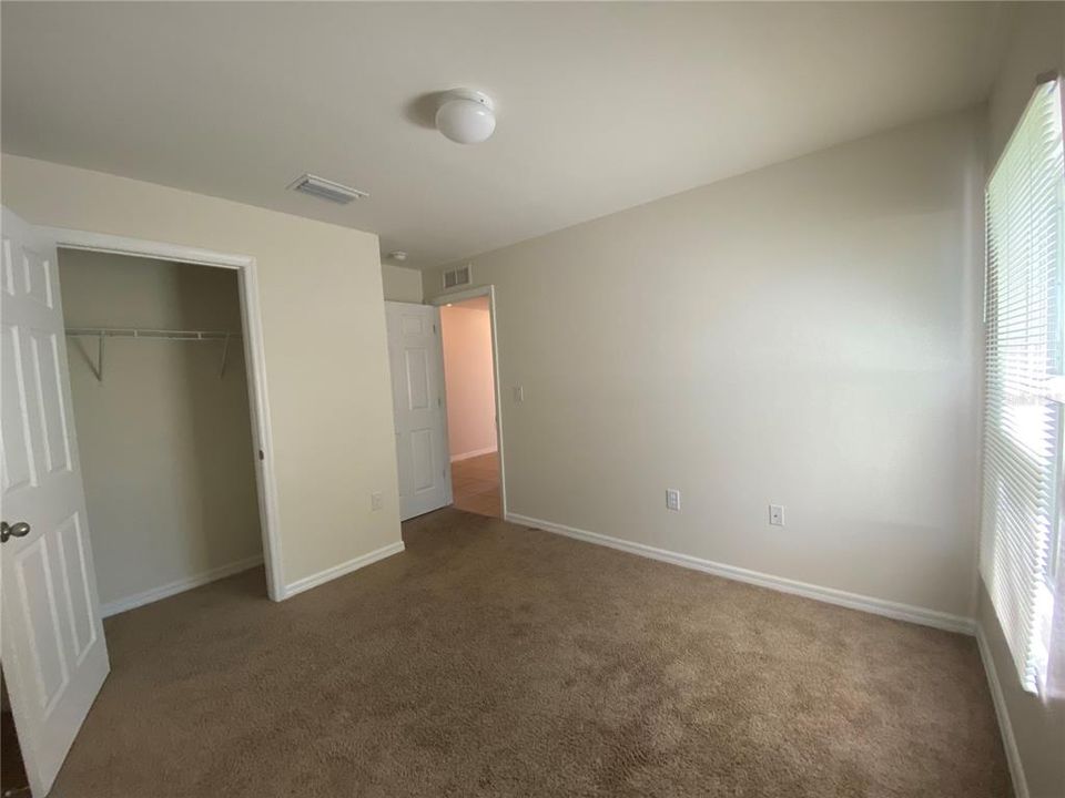 В аренду: $1,695 (4 спален, 2 ванн, 1504 Квадратных фут)