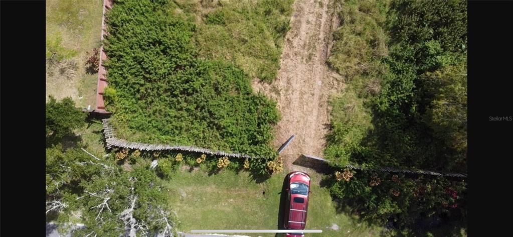 На продажу: $259,900 (2.60 acres)