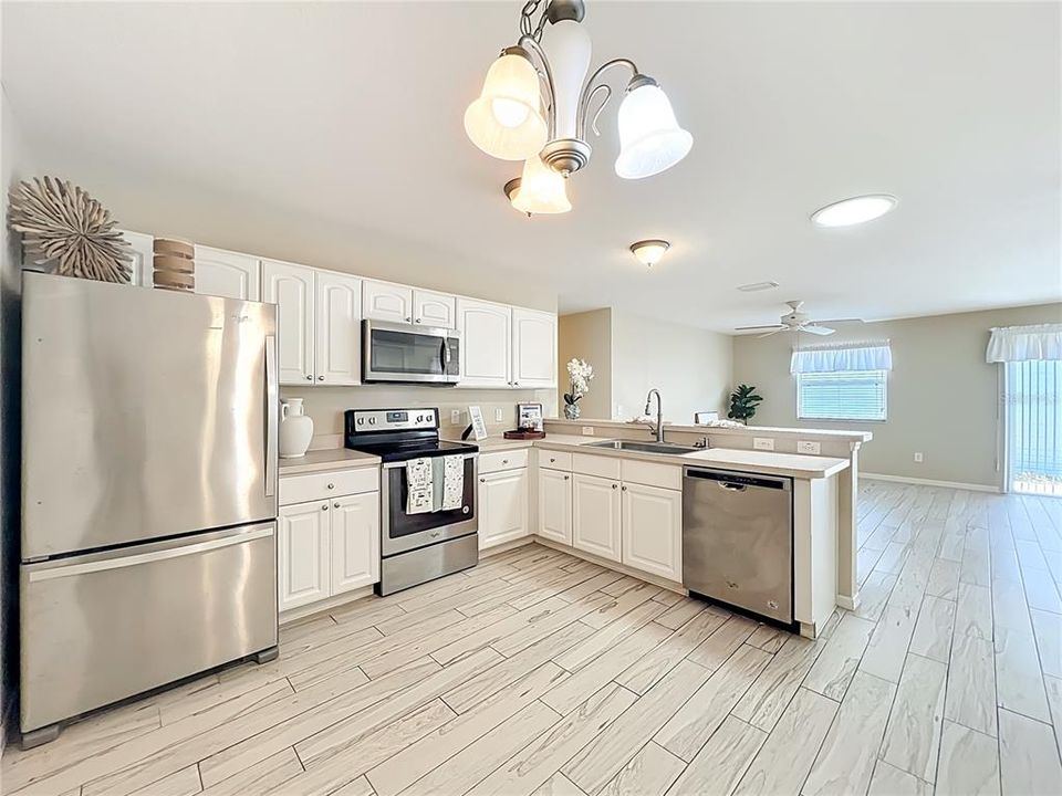 Activo con contrato: $259,000 (2 camas, 2 baños, 1156 Pies cuadrados)