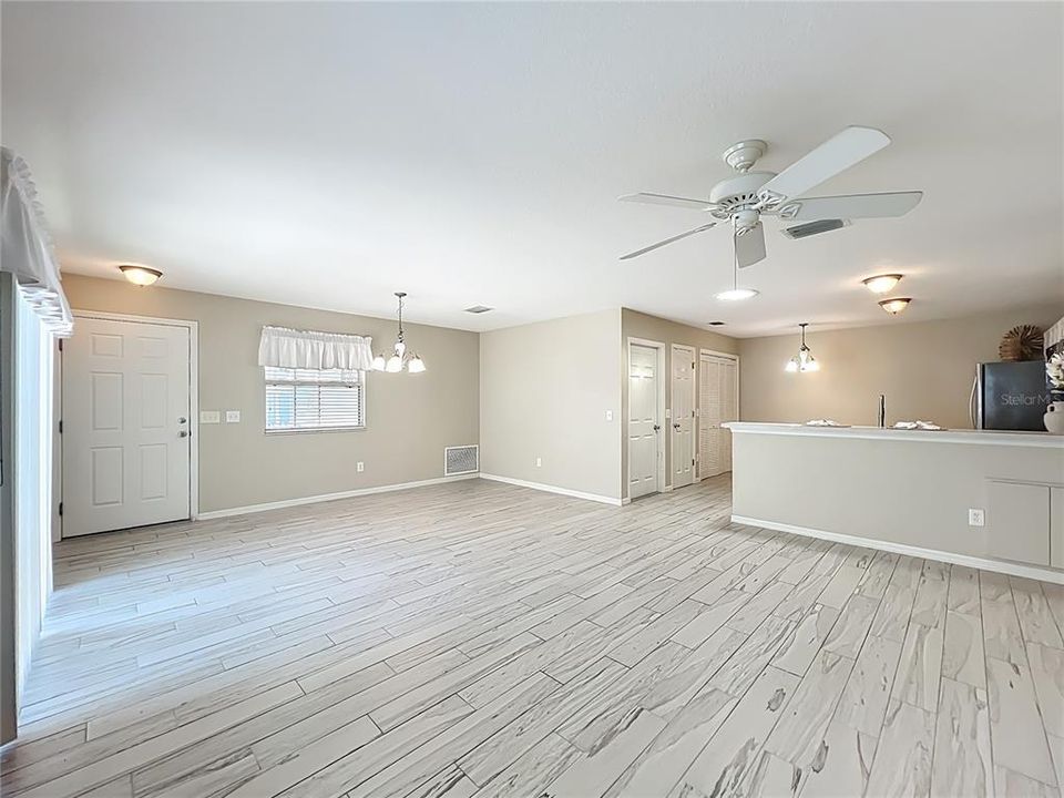 Activo con contrato: $259,000 (2 camas, 2 baños, 1156 Pies cuadrados)