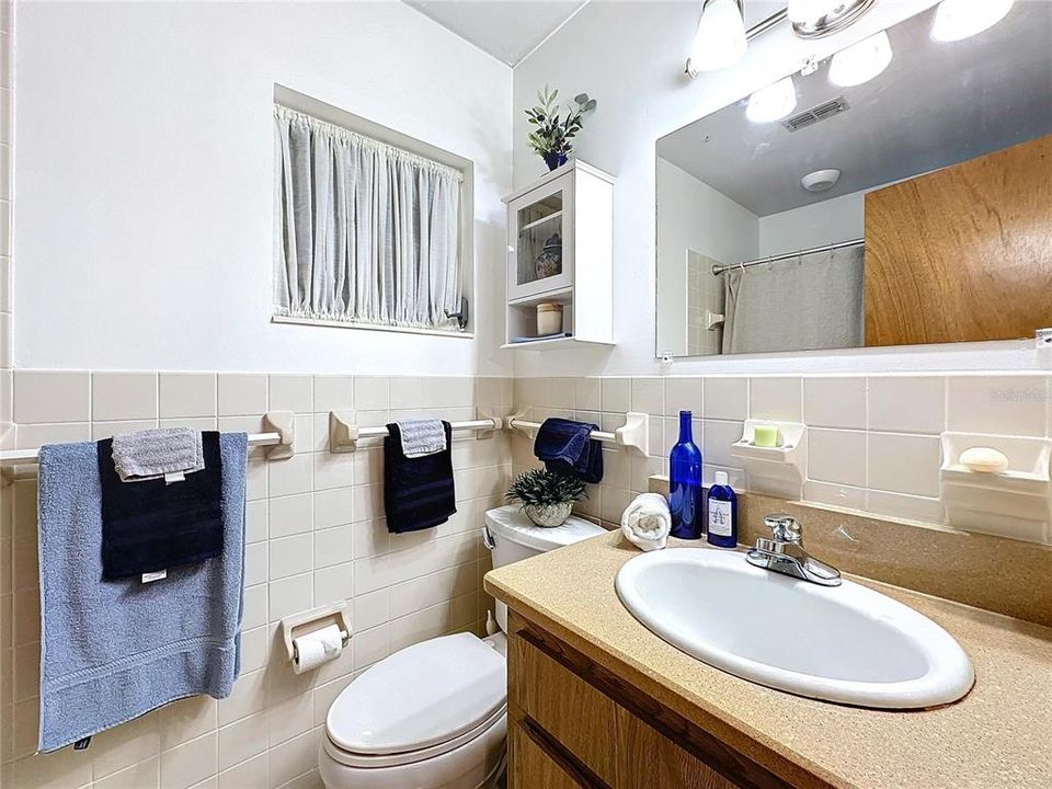 На продажу: $407,000 (3 спален, 2 ванн, 1632 Квадратных фут)