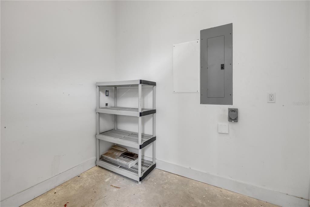 На продажу: $1,075,000 (2 спален, 2 ванн, 1620 Квадратных фут)