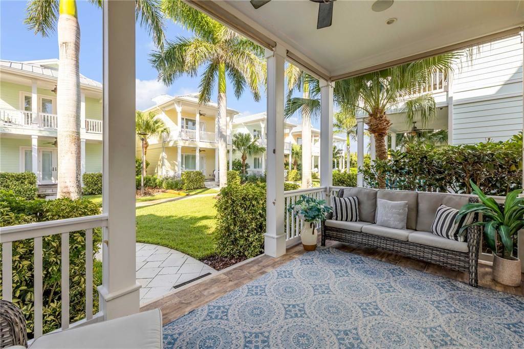 На продажу: $1,075,000 (2 спален, 2 ванн, 1620 Квадратных фут)