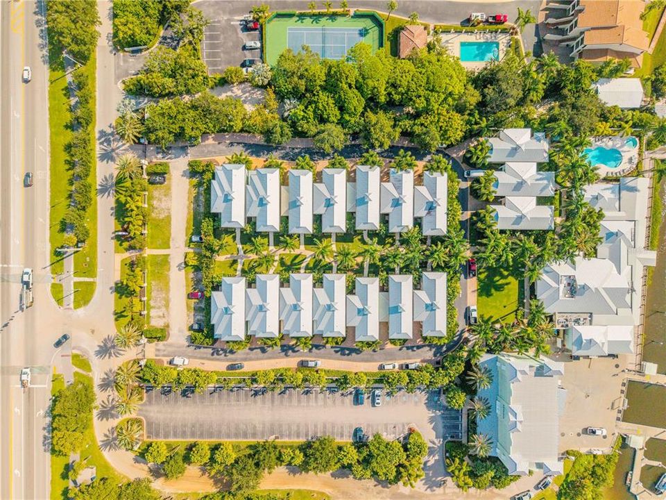 На продажу: $1,075,000 (2 спален, 2 ванн, 1620 Квадратных фут)