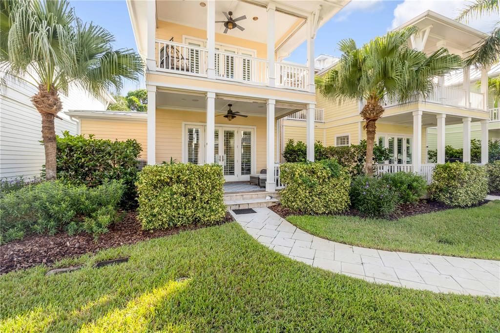 На продажу: $1,075,000 (2 спален, 2 ванн, 1620 Квадратных фут)