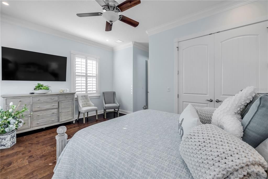 На продажу: $1,075,000 (2 спален, 2 ванн, 1620 Квадратных фут)