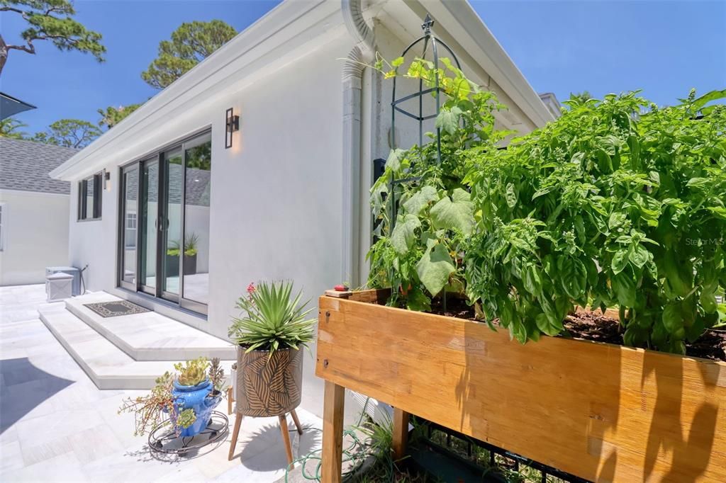 待售: $1,790,000 (3 贝兹, 2 浴室, 2243 平方英尺)