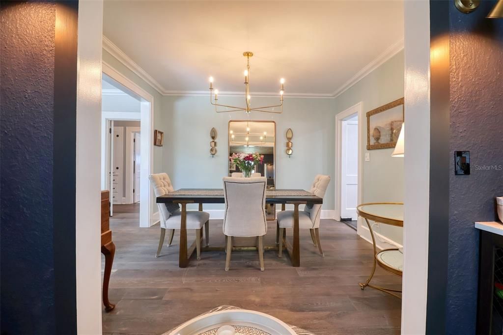 待售: $1,790,000 (3 贝兹, 2 浴室, 2243 平方英尺)