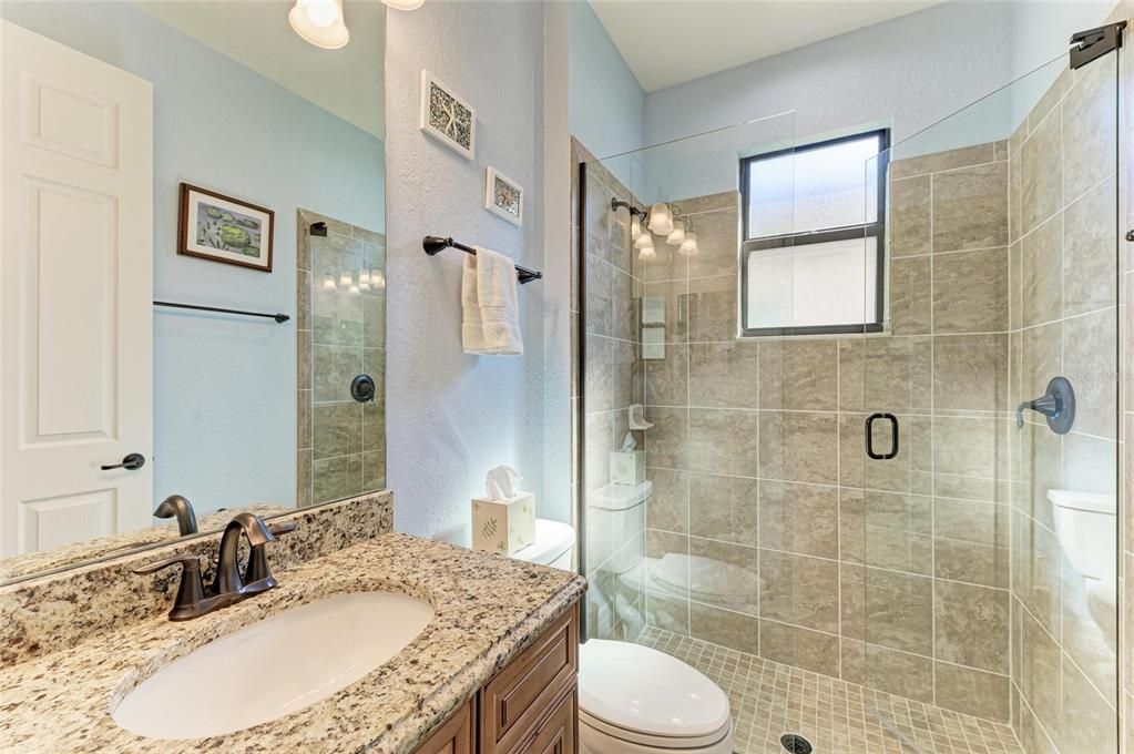 Под контрактом: $924,900 (4 спален, 2 ванн, 2248 Квадратных фут)