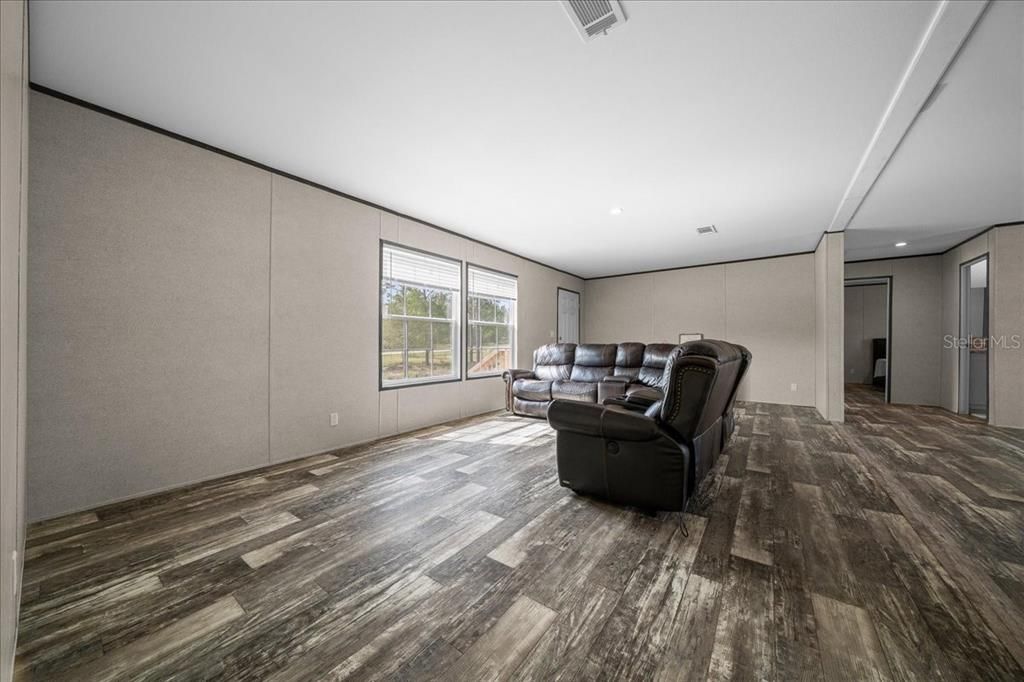 En Venta: $350,000 (3 camas, 2 baños, 1494 Pies cuadrados)